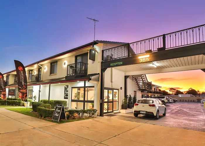 Boulevard Motor Inn