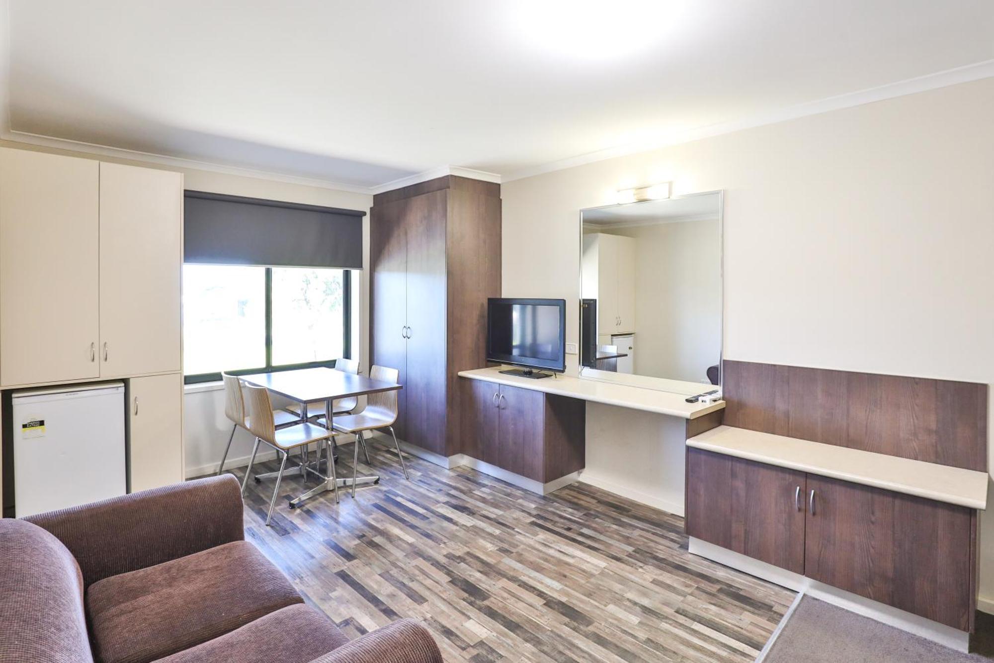 Motel Boulevard Motor 3*